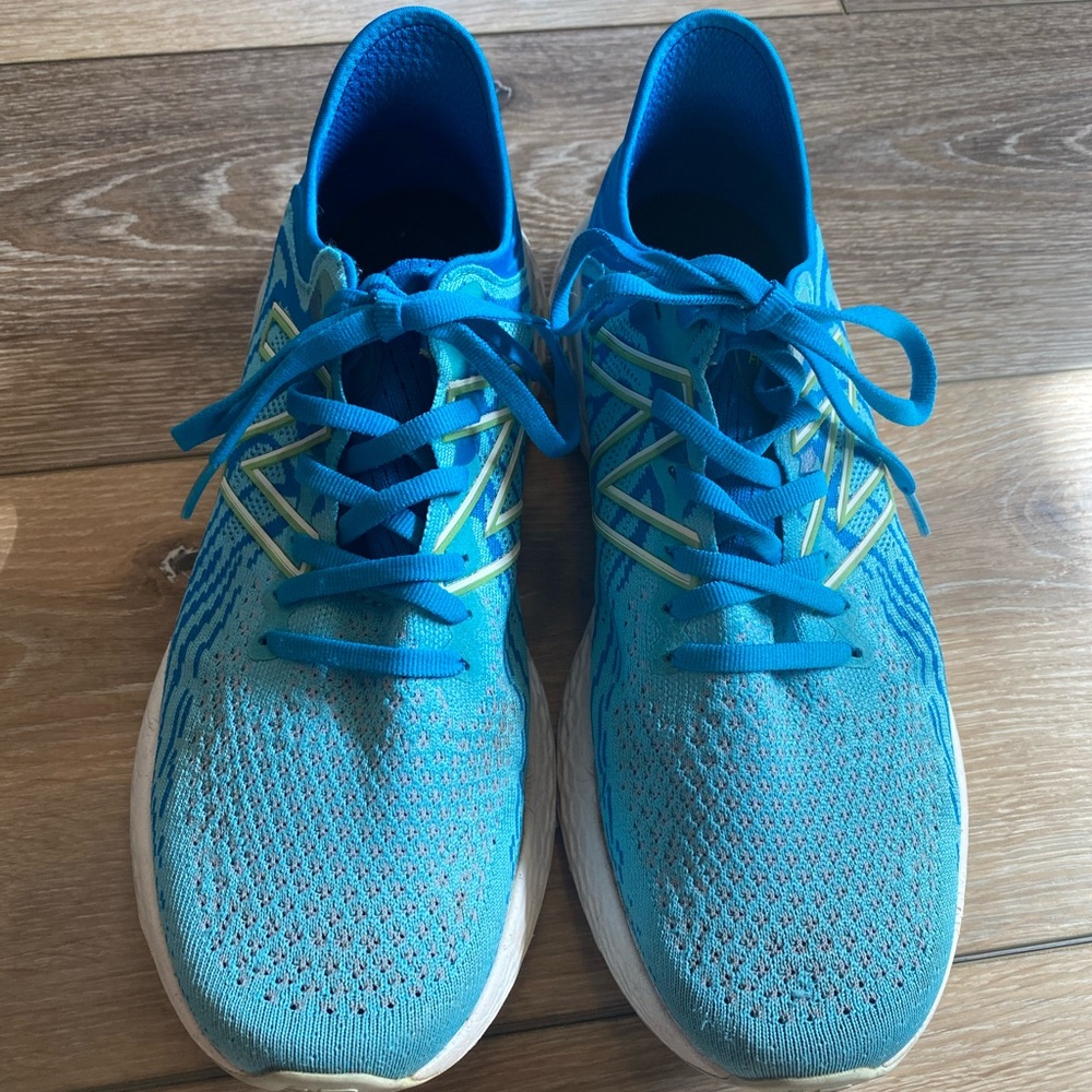 New Balance Fresh Foam X 1080 Running Shoes Sneakers Size 9.5 Blue Gently Worn